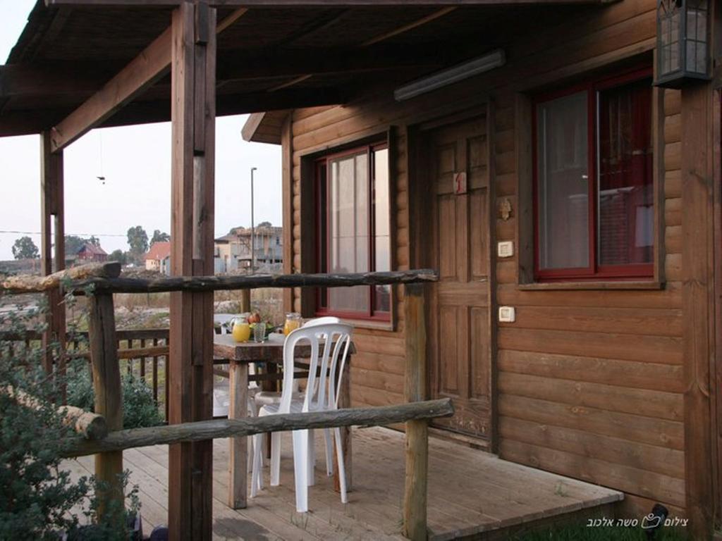Ha'Bait Ba'Kfar Guesthouse Bruchim Qela' Alon Room photo